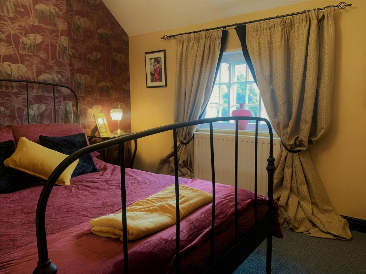 Bed and Breakfast Bohemianbreezebreaks Thornton Dale Exterior foto