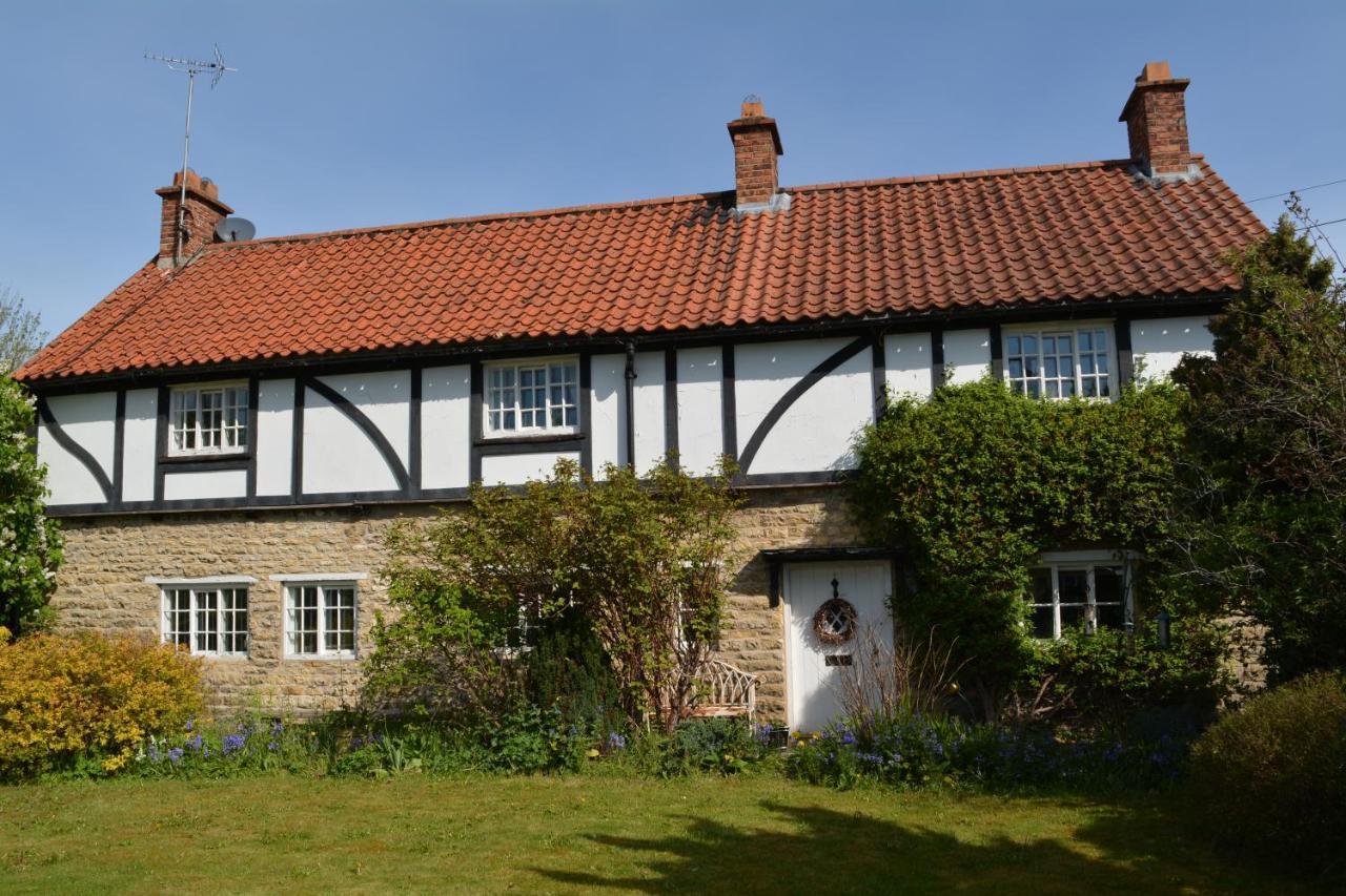 Bed and Breakfast Bohemianbreezebreaks Thornton Dale Exterior foto