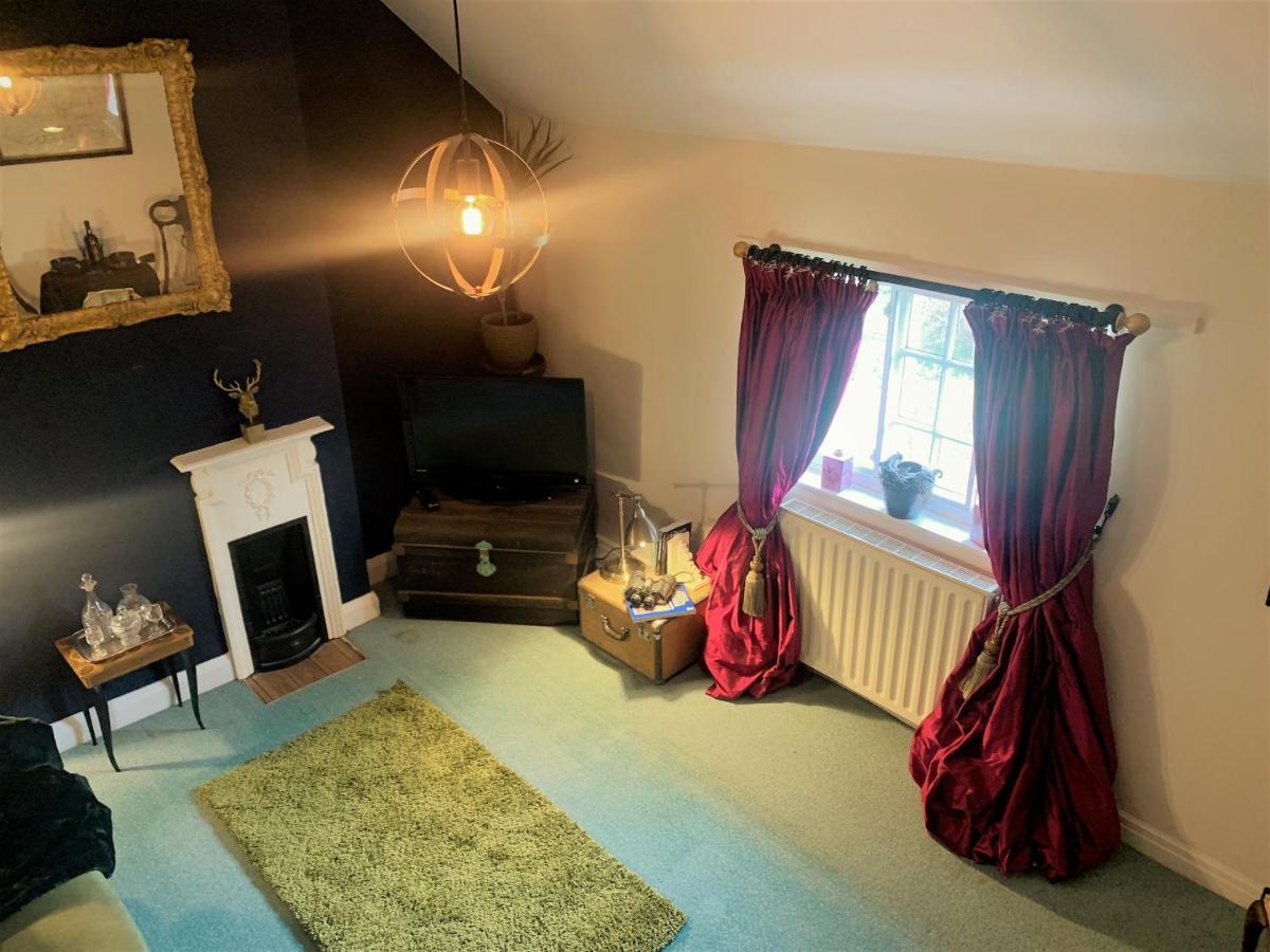 Bed and Breakfast Bohemianbreezebreaks Thornton Dale Exterior foto